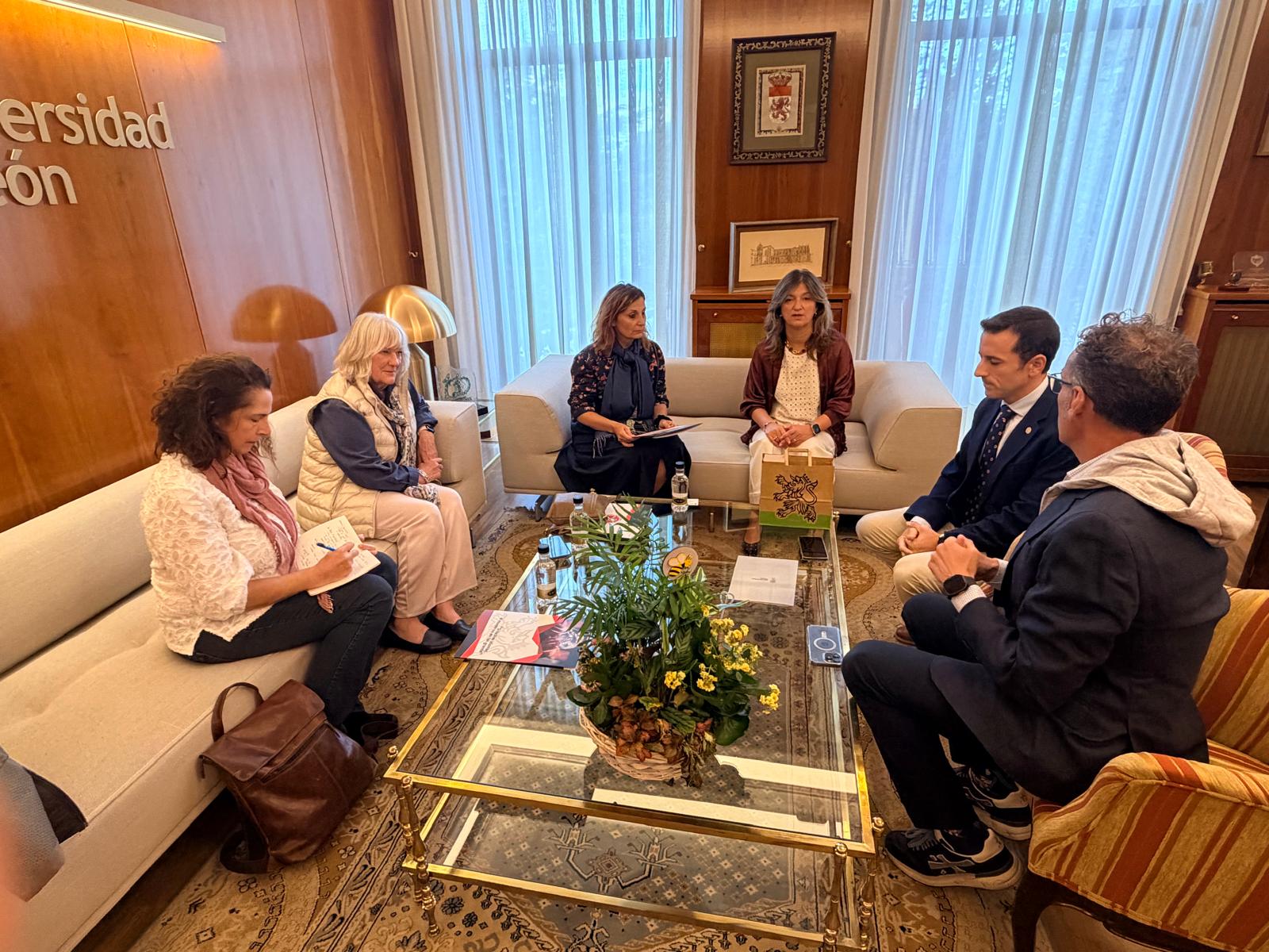 Encuentro celebrado entre ambas universidades.| L.N.C.