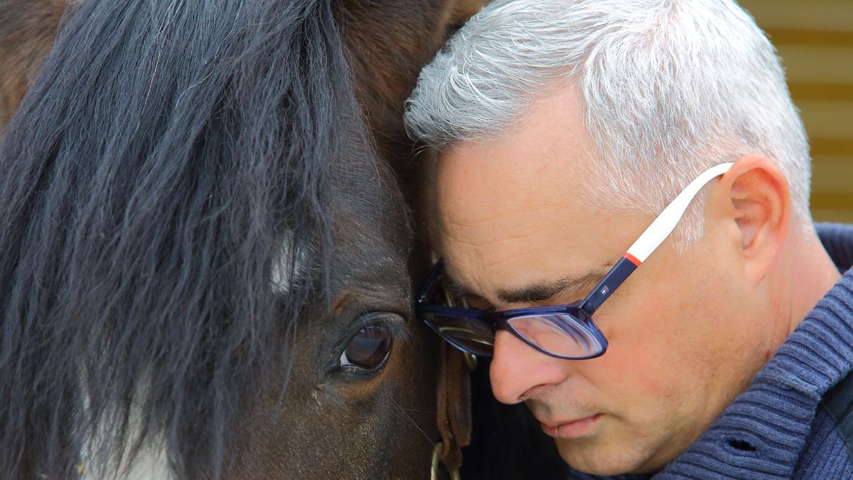 Philippe Vieira, adiestrador de caballos y fundador del Club Hípico del Bierzo. | CÉSAR SÁNCHEZ (ICAL)
