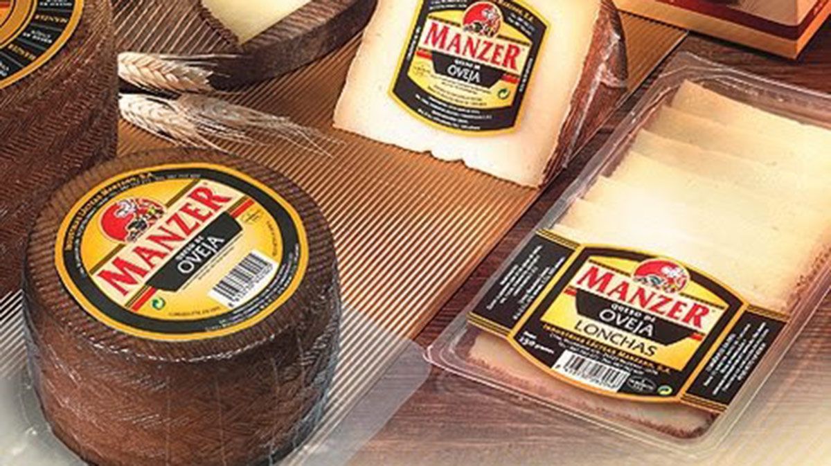 Los quesos de León han vuelto a triunfar un año más en los World Cheese Awards 2016. | DANIEL MARTÍN