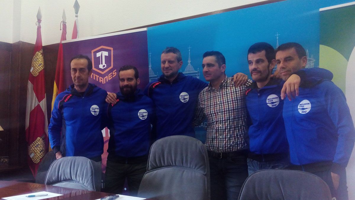 Presentación del equipo de José Domínguez (2D). | A.C.