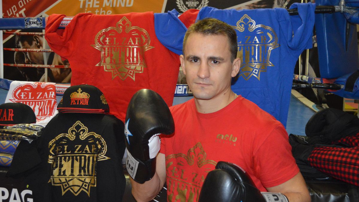 Ptr Petrov realizó un curso técnico de boxeo ayer en Ponferrada. | A. CARDENAL