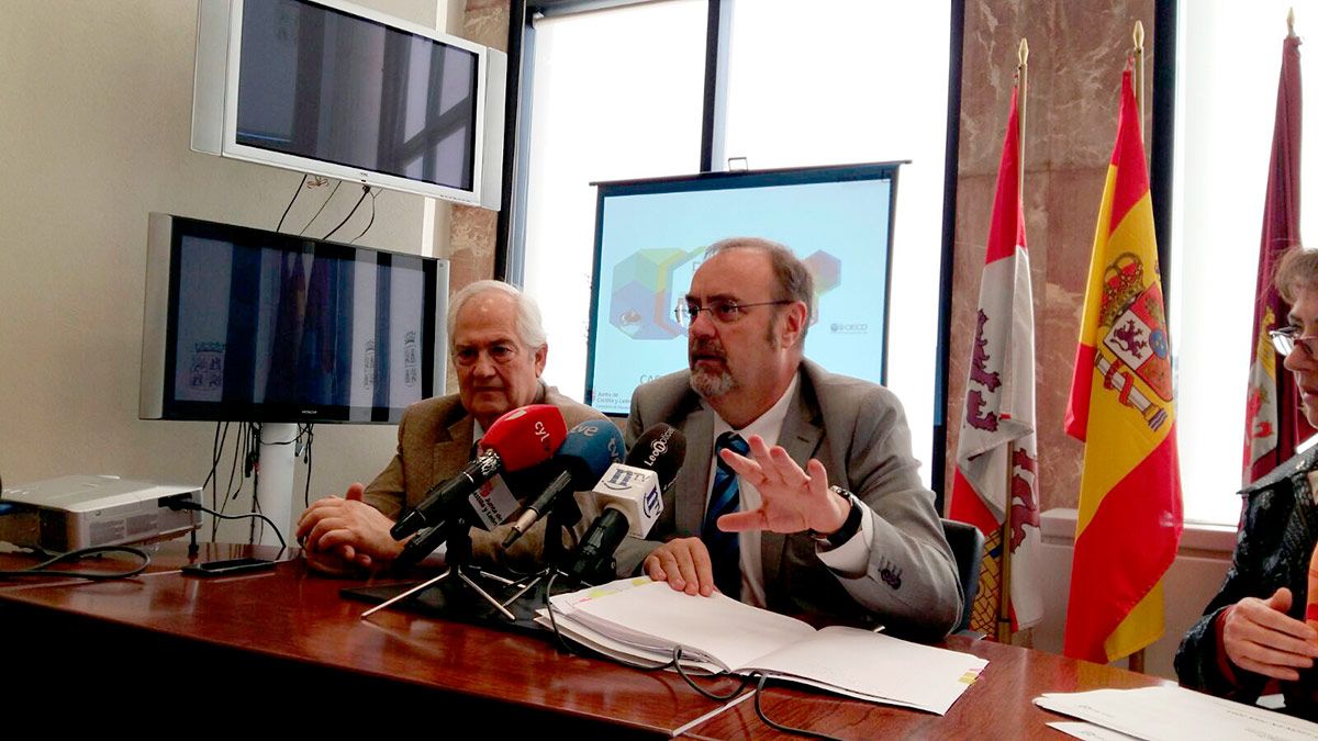 Fernando Rey, consejero de Educación de la Junta de Castilla y León, este martes por la mañana en León. | A.M.