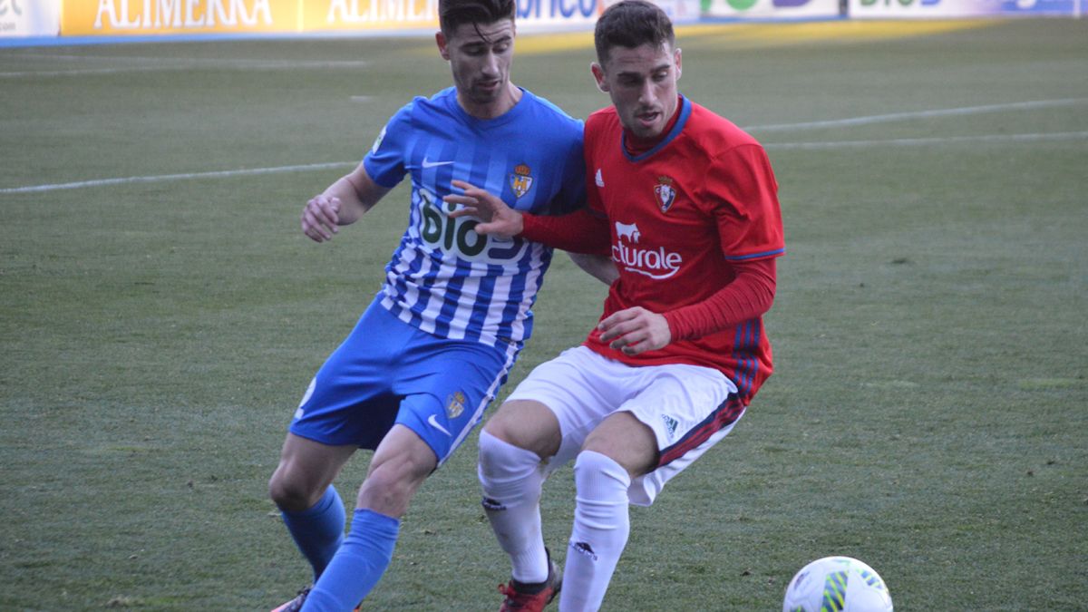 Nacho López, durante el partido ante Osasuna B. | A. CARDENAL