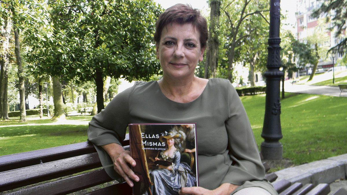 La historiadora y escritora gijonesa Ángeles Caso presenta este martes en la sala Región del ILC el libro ‘Ellas mismas. Autorretratos de pintoras’.