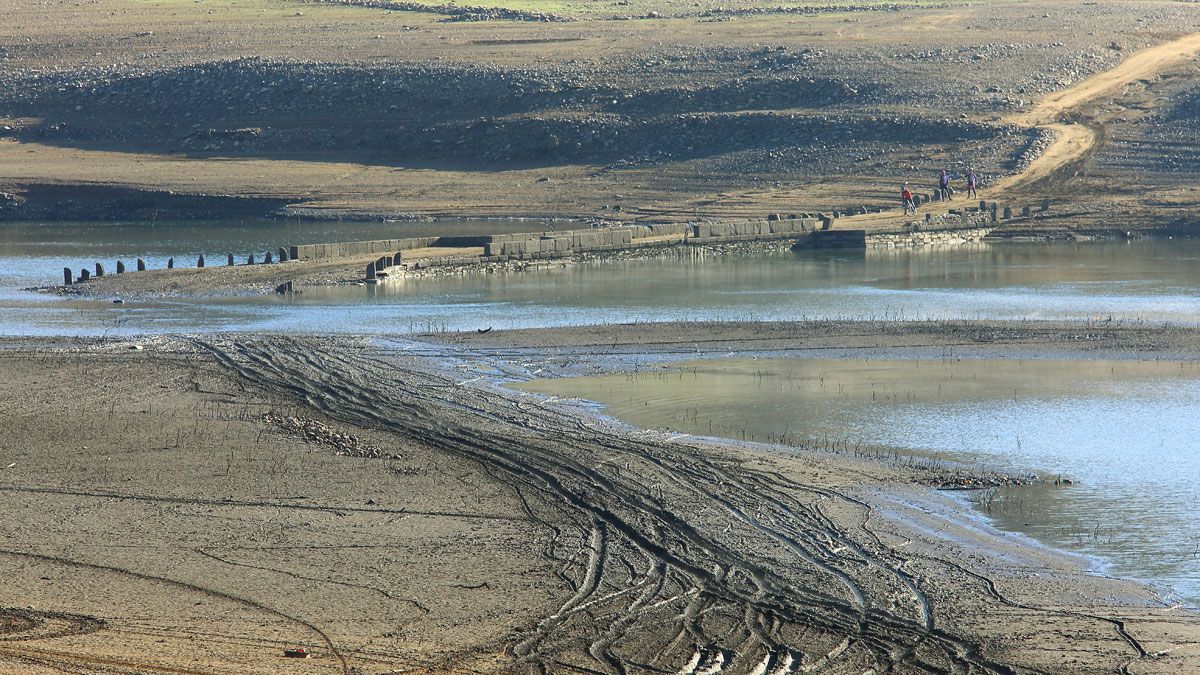 Así estaba el embalse de Bárcena el pasado mes de noviembre. | CÉSAR SÁNCHEZ (ICAL)