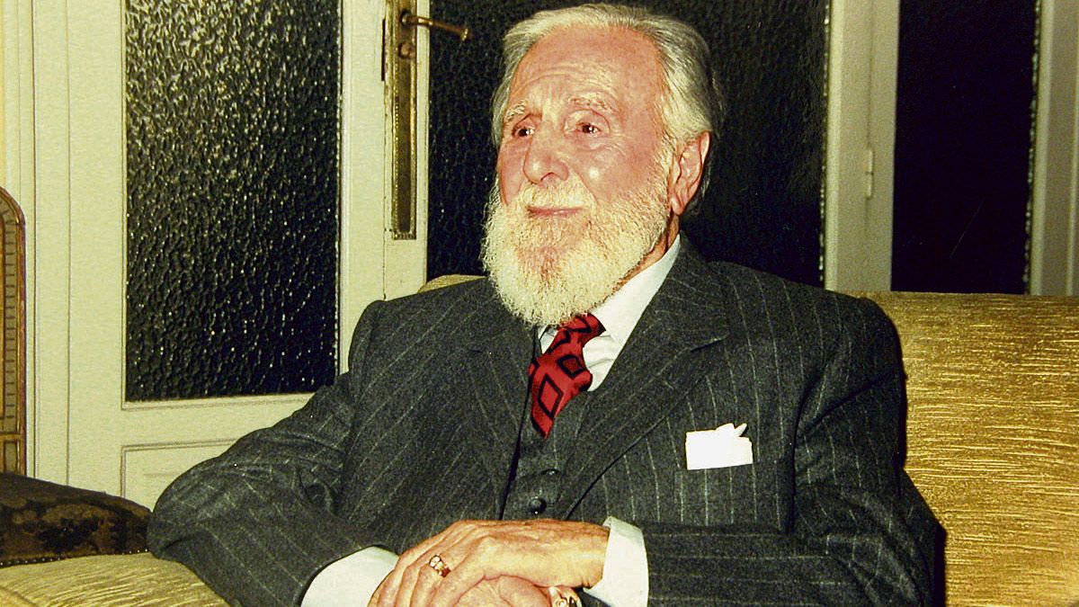 El poeta y artista vallisoletano Francisco Pino protagoniza una de las dos exposiciones que se abren este sábado.