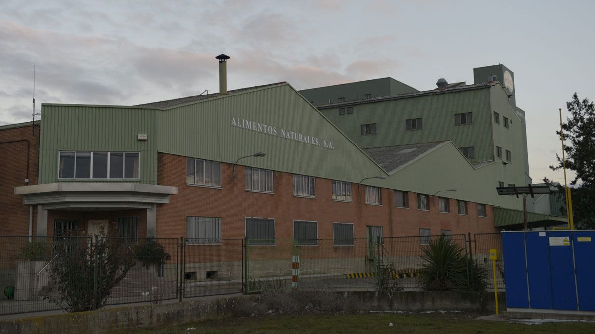 Las instalaciones de Alimentos Naturales SA en el Polígono Industrial de Onzonilla. | L.N.C.