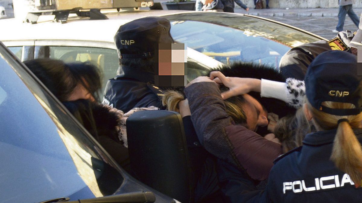 pelea23117.jpg