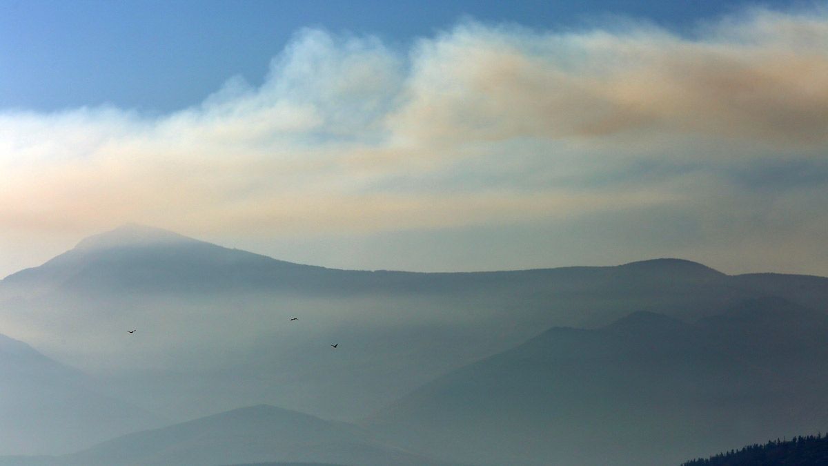 Incendio visto desde Ponferrada. | ICAL