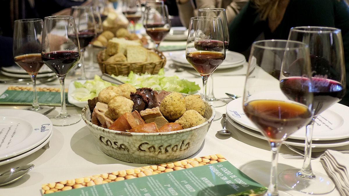 Cocido maragato maridado en Casa Coscolo, en Castrillo. | DANIEL MARTÍN