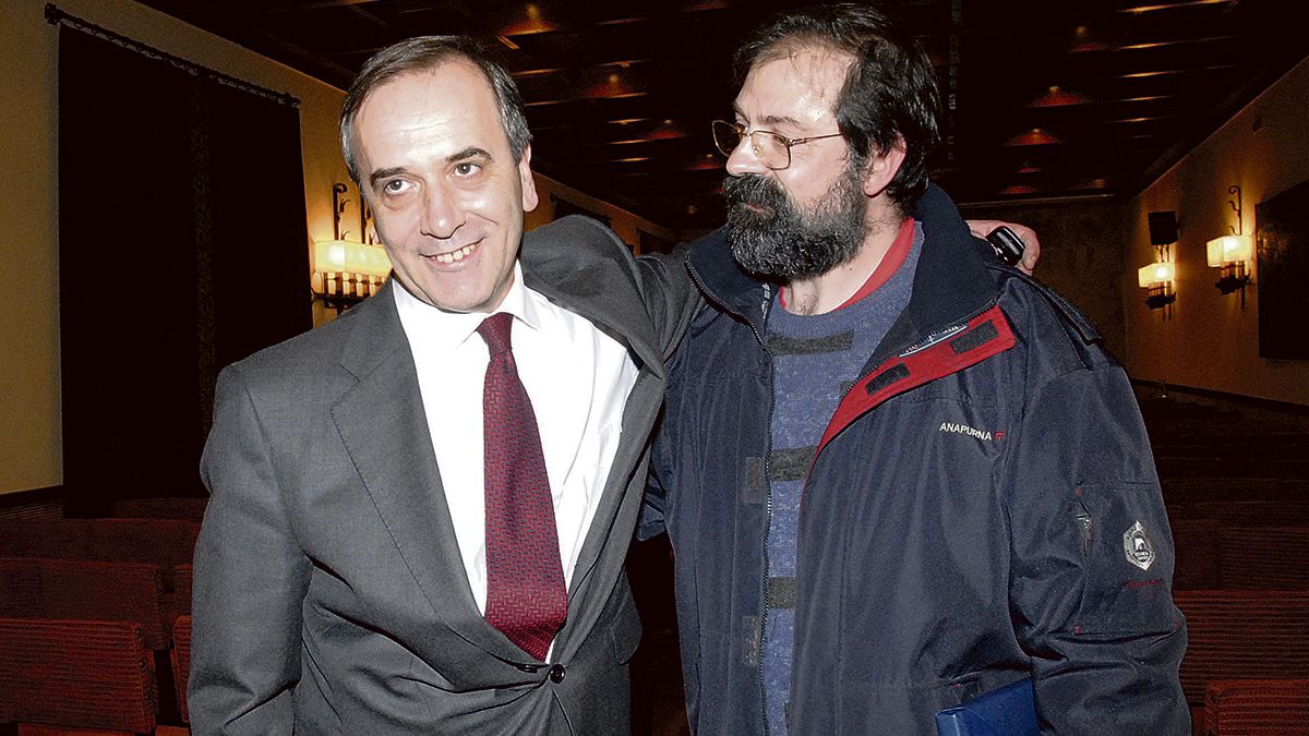 José Antonio Alonso y Joaquín Revuelta. | MAURICIO PEÑA