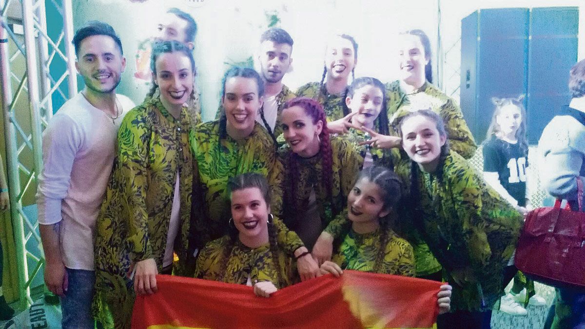 El grupo Chicuelines volvió a dejar el pabellón español muy alto en Atenas.