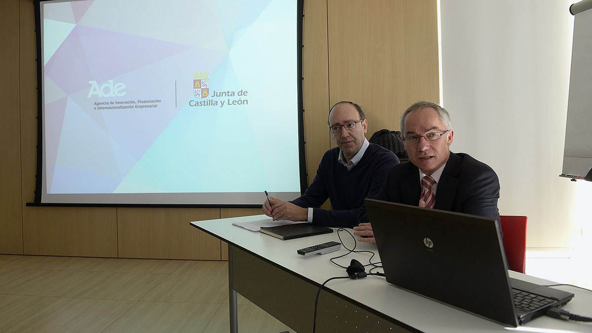 El Parque Tecnológico de León acogió ayer una jornada informativa para empresarios pizarreros. | MAURICIO PEÑA