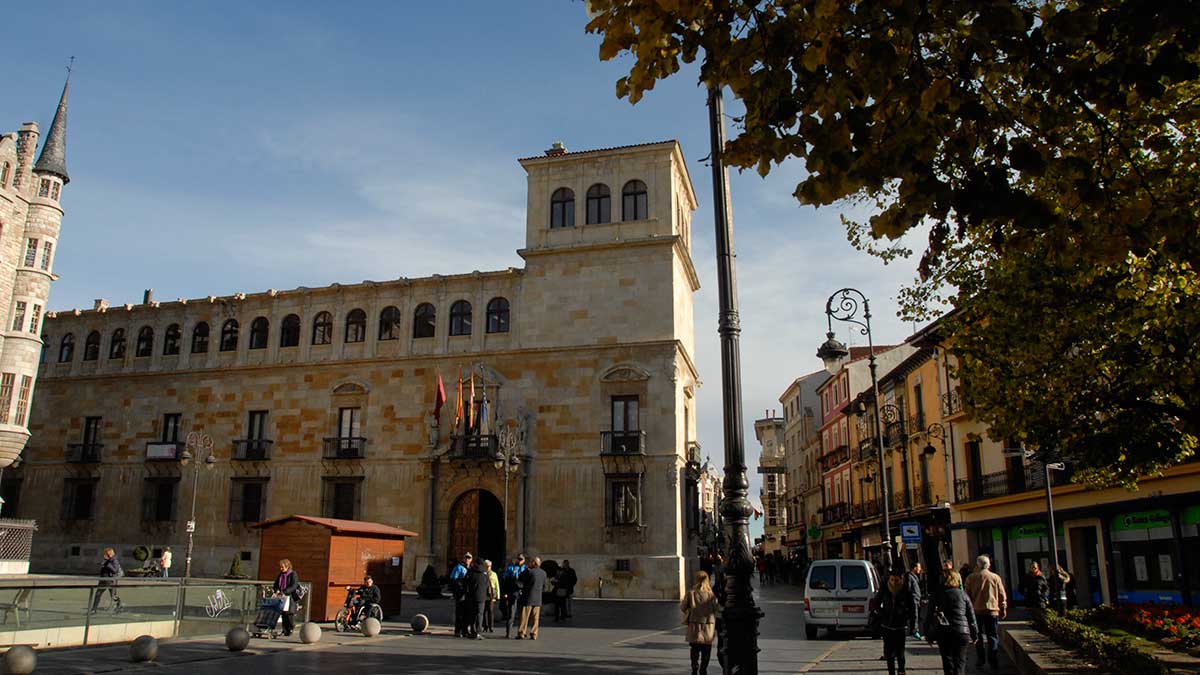 Palacio de los Guzmanes, sede de la institución provincial. | MAURICIO PEÑA
