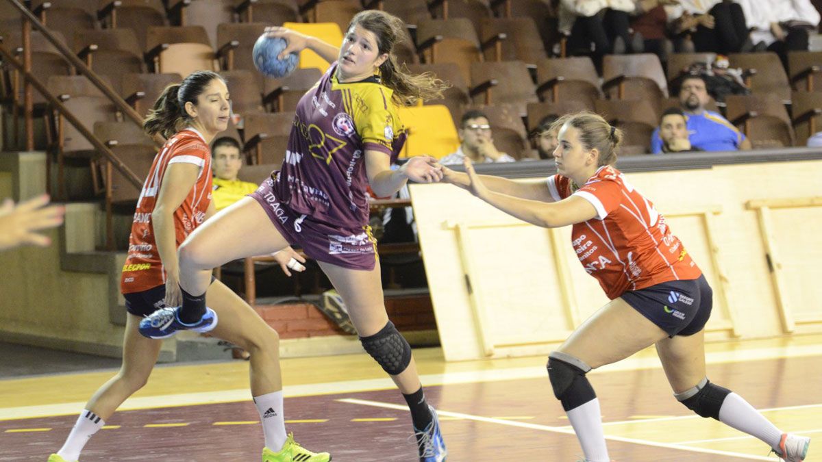 Tati Lozano, durante un partido con el Cleba. | NFOQUE