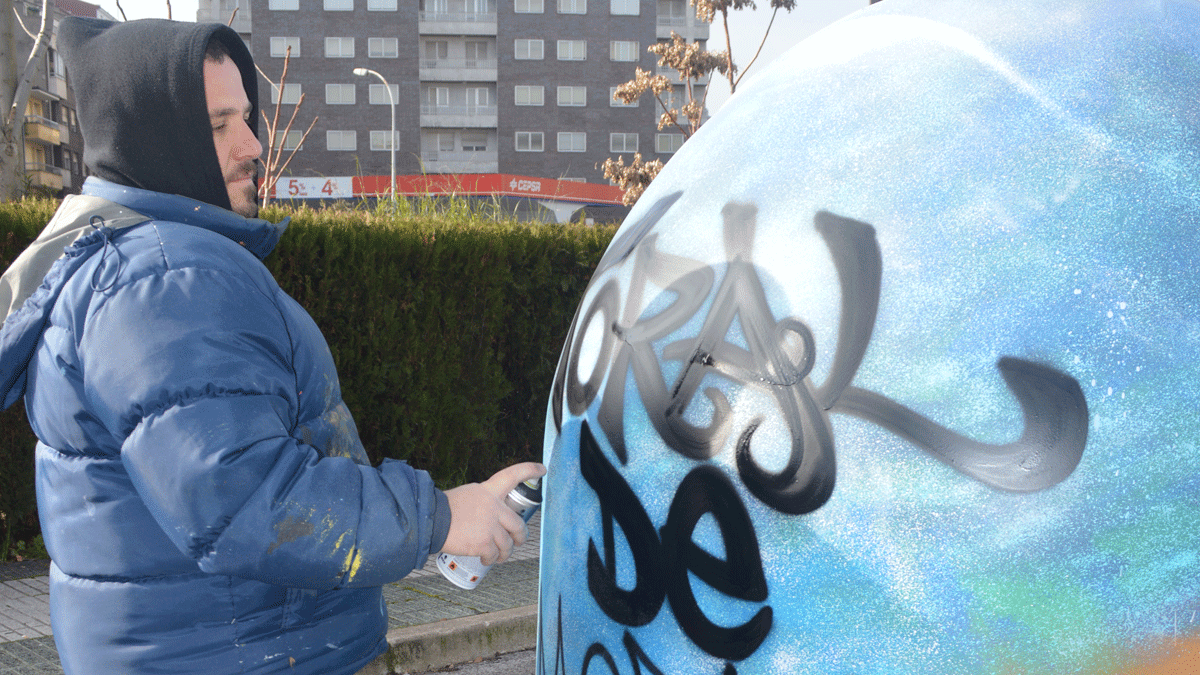 Un grafitero dedica su diseño a Toral de Merayo. | L. N. C.
