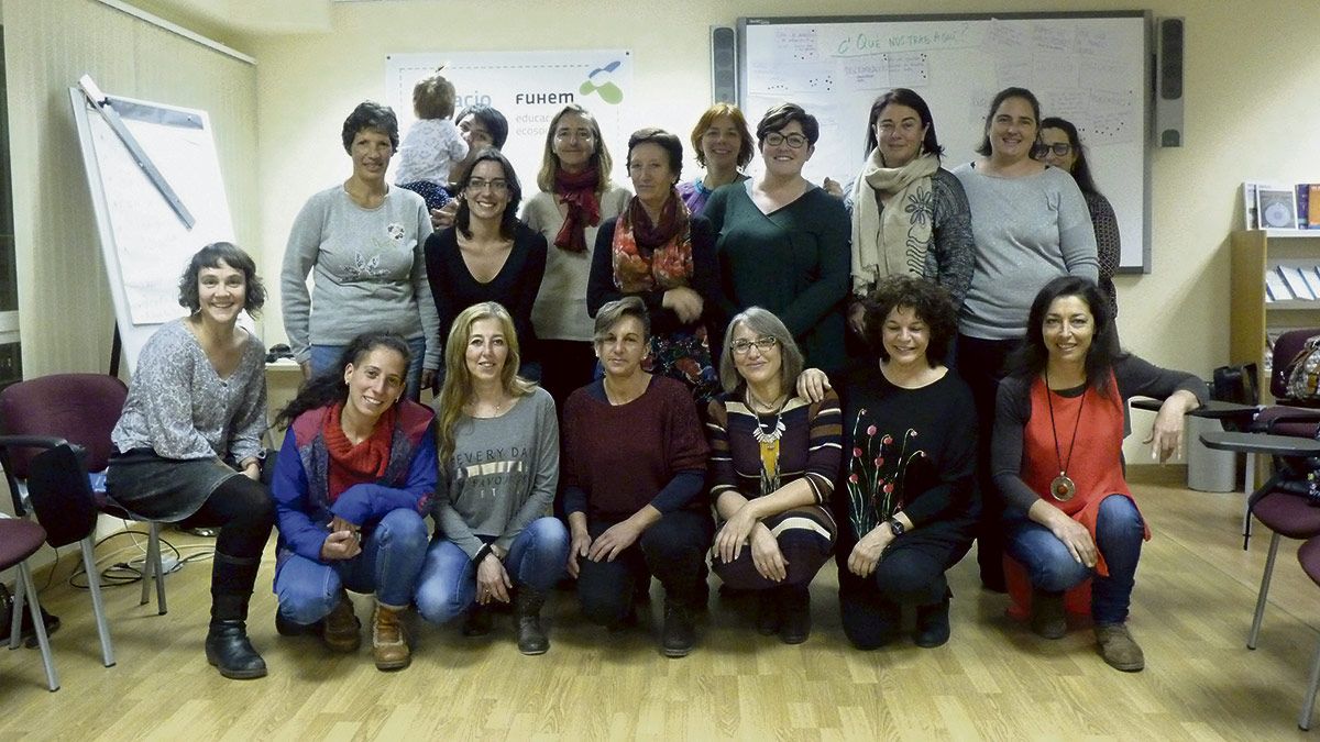 Foto de familia de una de las primeras reuniones de ‘Ganaderas en Red’. Foto de familia de una de las primeras reuniones de ‘Ganaderas en Red’.
