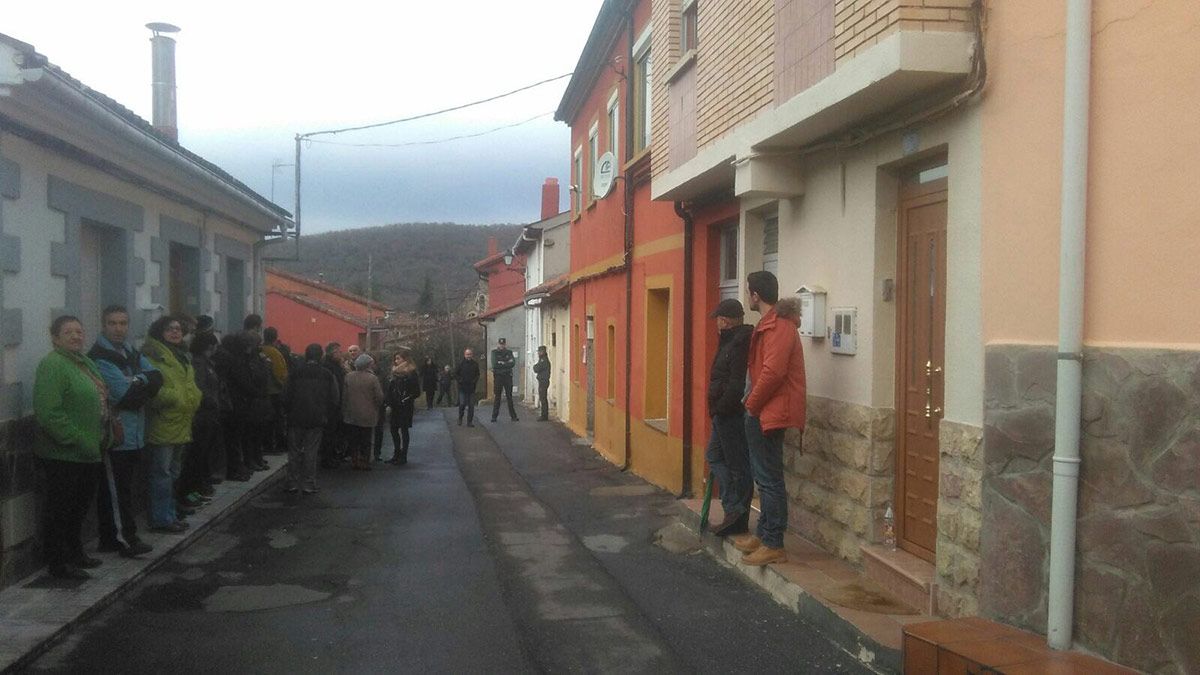 mujercistierna6317.jpg