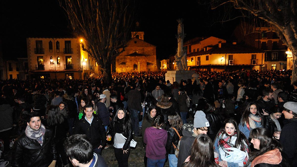 Imagen de archivo de la Plaza del Grano durante un Jueves Santo. | MAURICIO PEÑA