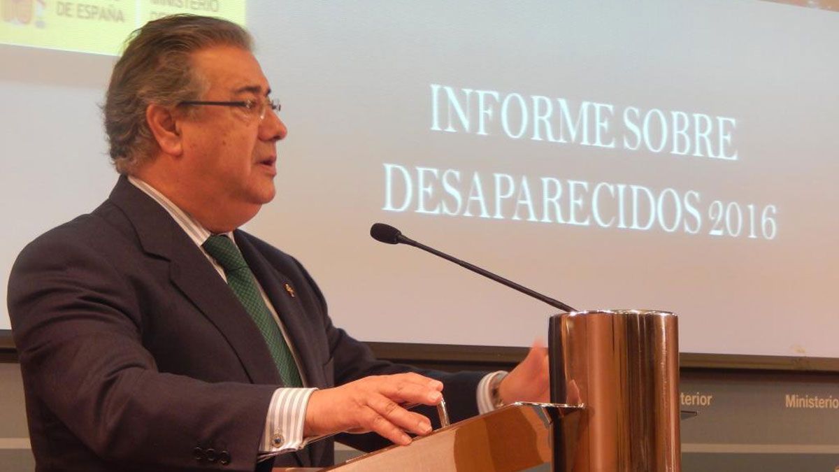 El ministro de Interior, José Antonio Zoido, presenta el Informe sobre desaparecidos 2016. | L.N.C.