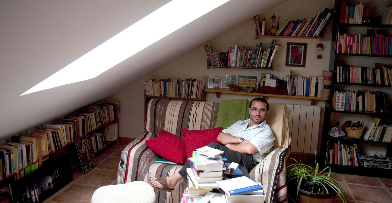 El escritor leonés afincado en Valladolid, José Manuel de la Huerga, logra el Premio de la Crítica. | EDUARDO MARGARETO (ICAL)