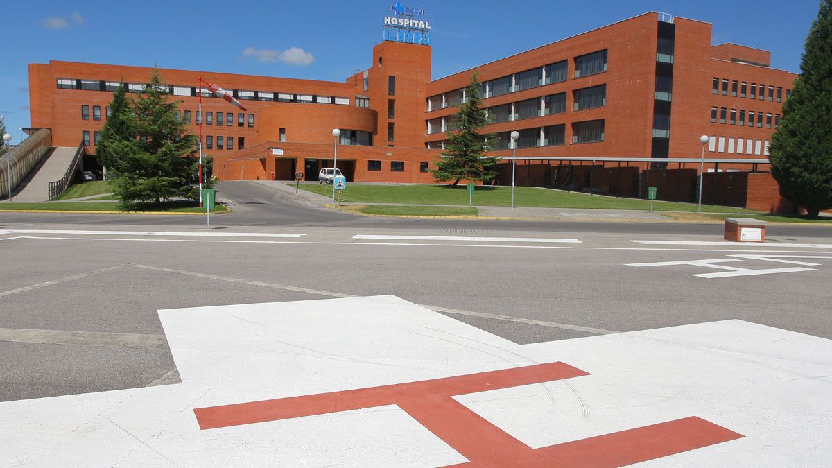 El Hospital del Bierzo, en una imagen de archivo. | Ical