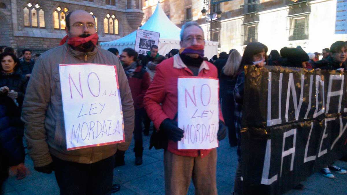 Representantes políticos y sociales encabezaron la manifestación contra la 'Ley Mordaza'