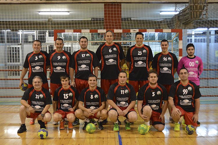 Equipo senior de balonmano del CD Atlético Bañezano, creado en 2013 y con José Castro como entrenador.