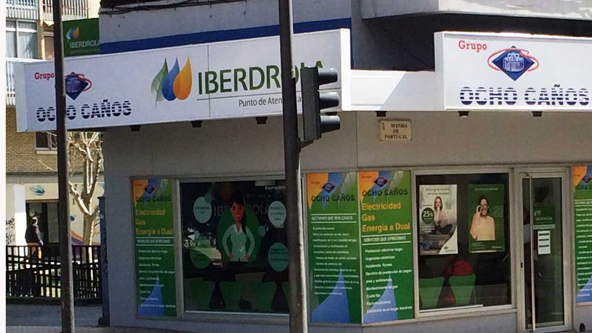 El nuevo punto de venta de Ocho Caños e Iberdrola en Zamora. | L.N.C. El nuevo punto de venta de Ocho Caños e Iberdrola en Zamora. | L.N.C.