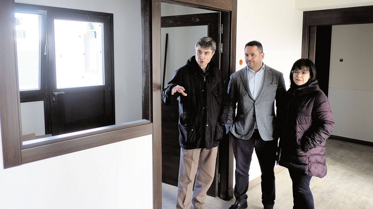 Miguel Ángel Casas, José Ángel Crego y Ana López, de Autismo León. | DANIEL MARTÍN Miguel Ángel Casas, José Ángel Crego y Ana López, de Autismo León. | DANIEL MARTÍN