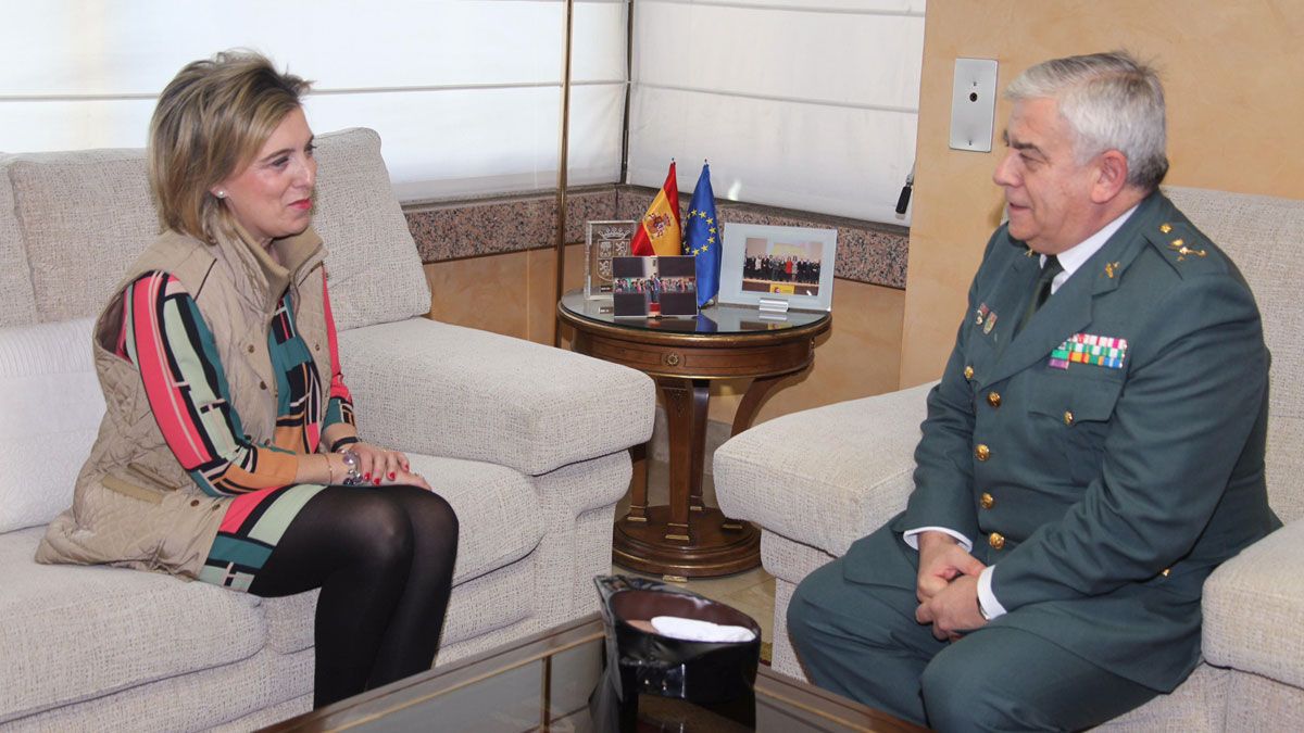 María José Salgueiro, con Francisco Javier Sualdea. | L.N.C.