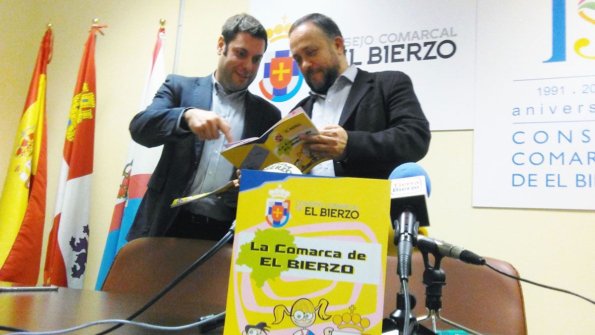 Iván Alonso y Gerardo Álvarez Courel en la presentación del cómic. | D.M