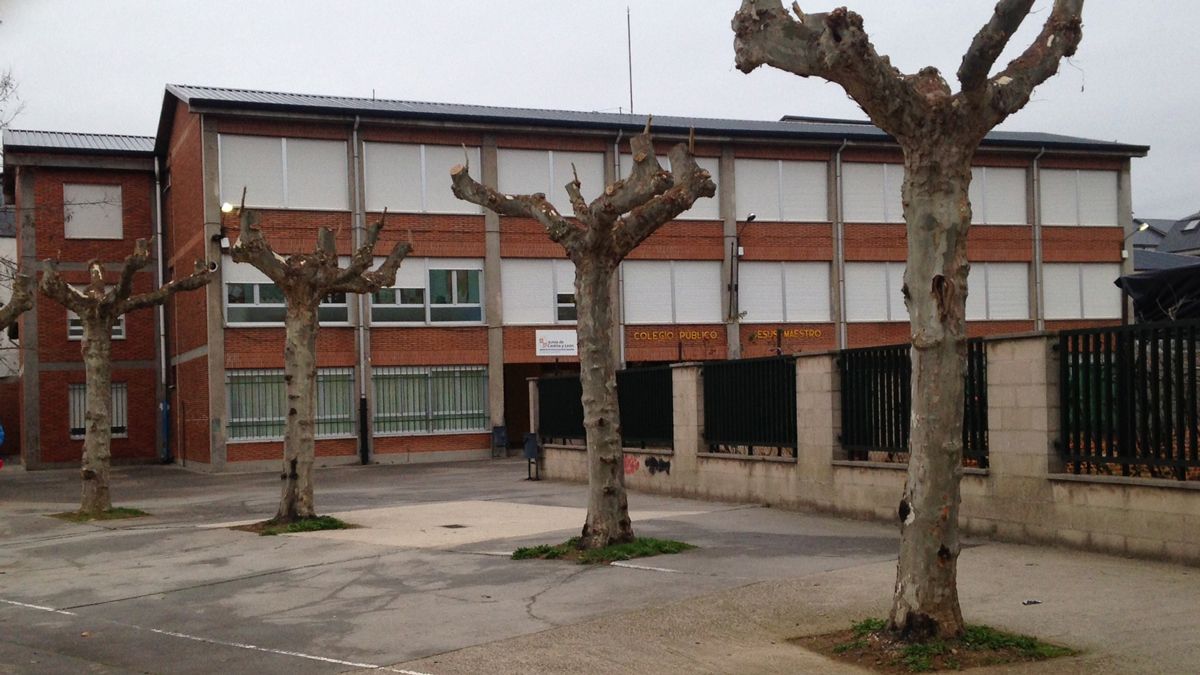 Colegio Jesús Maestro de Cuatrovientos. | M.I.