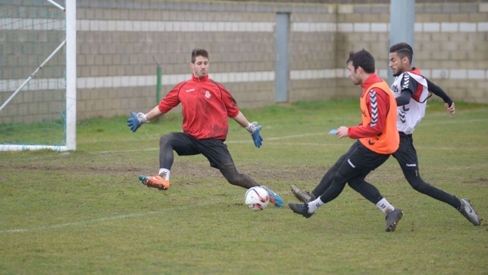 Palatsí acepta la oferta de renovación y cierra la portería