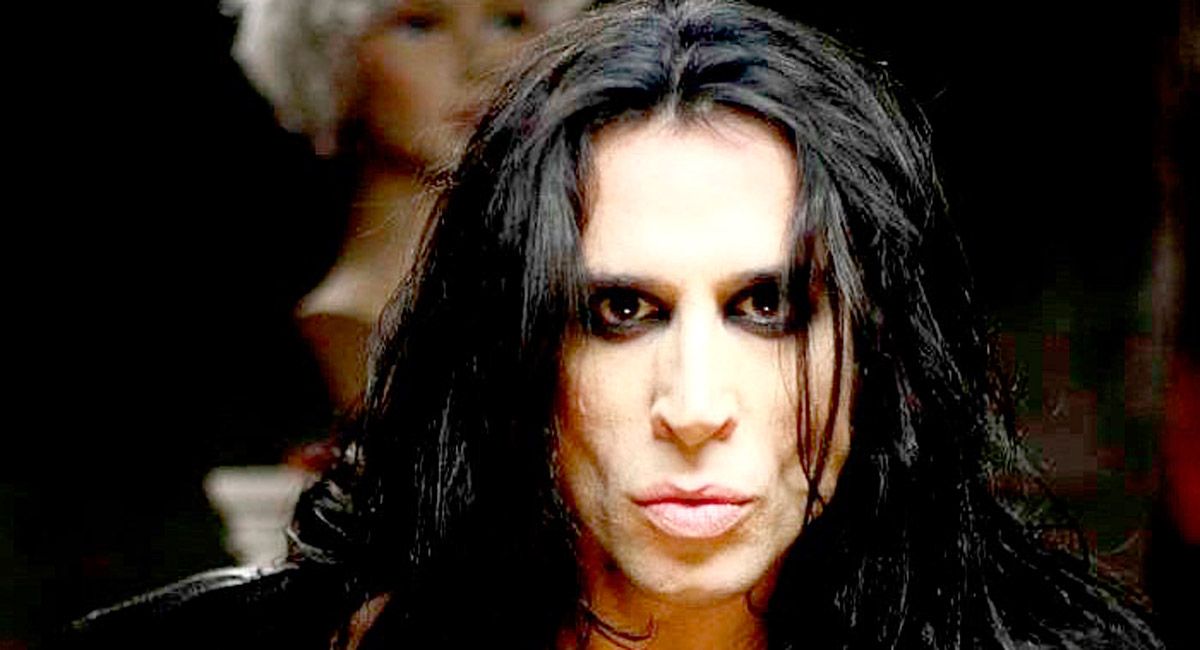 Mario Vaquerizo y su pose sin prejuicios, esta noche en Studio 54.