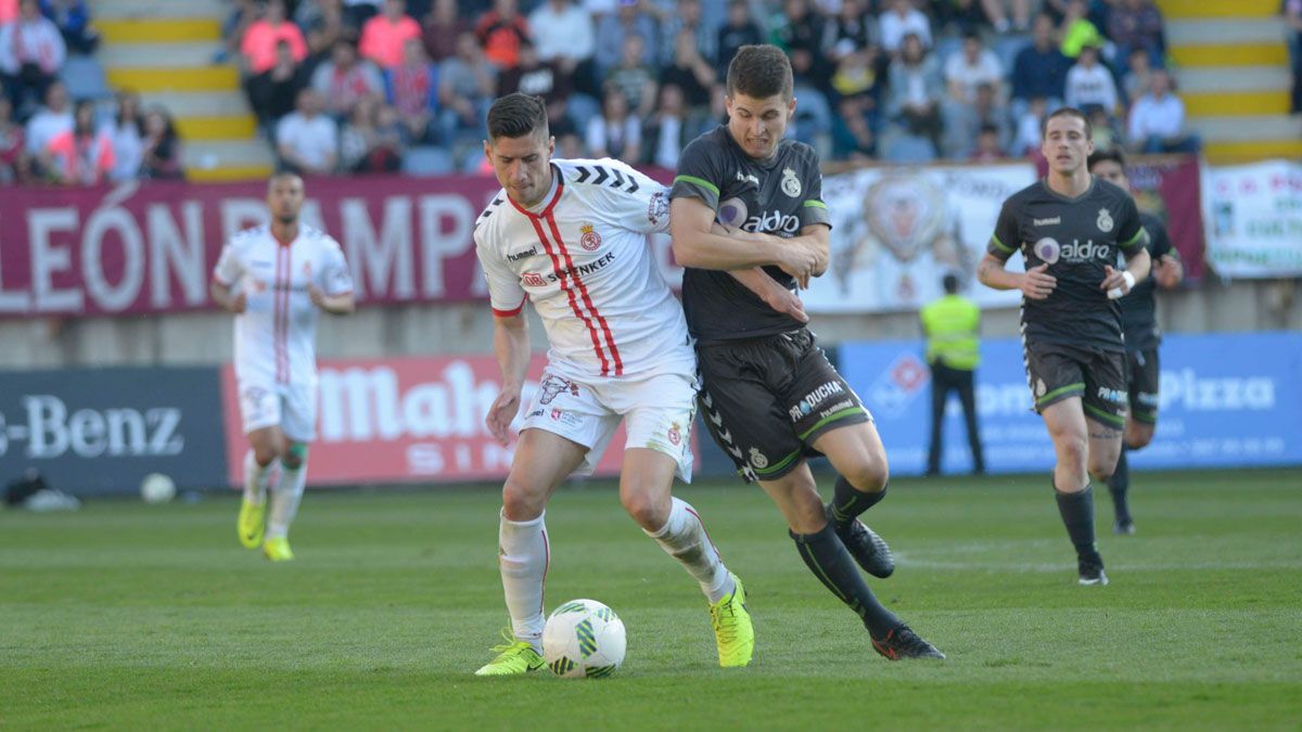 Yeray, en el partido entre Cultural y Racing. | MAURICIO PEÑA
