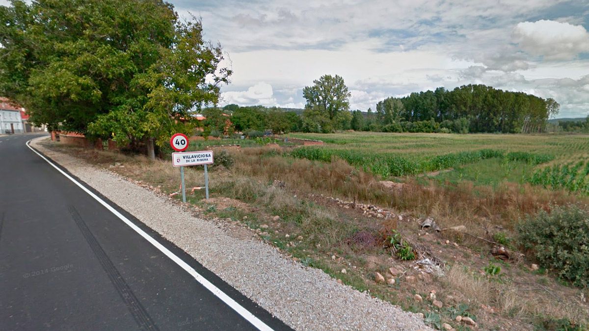 Entrada al pueblo de Villaviciosa de la Ribera. Entrada al pueblo de Villaviciosa de la Ribera.