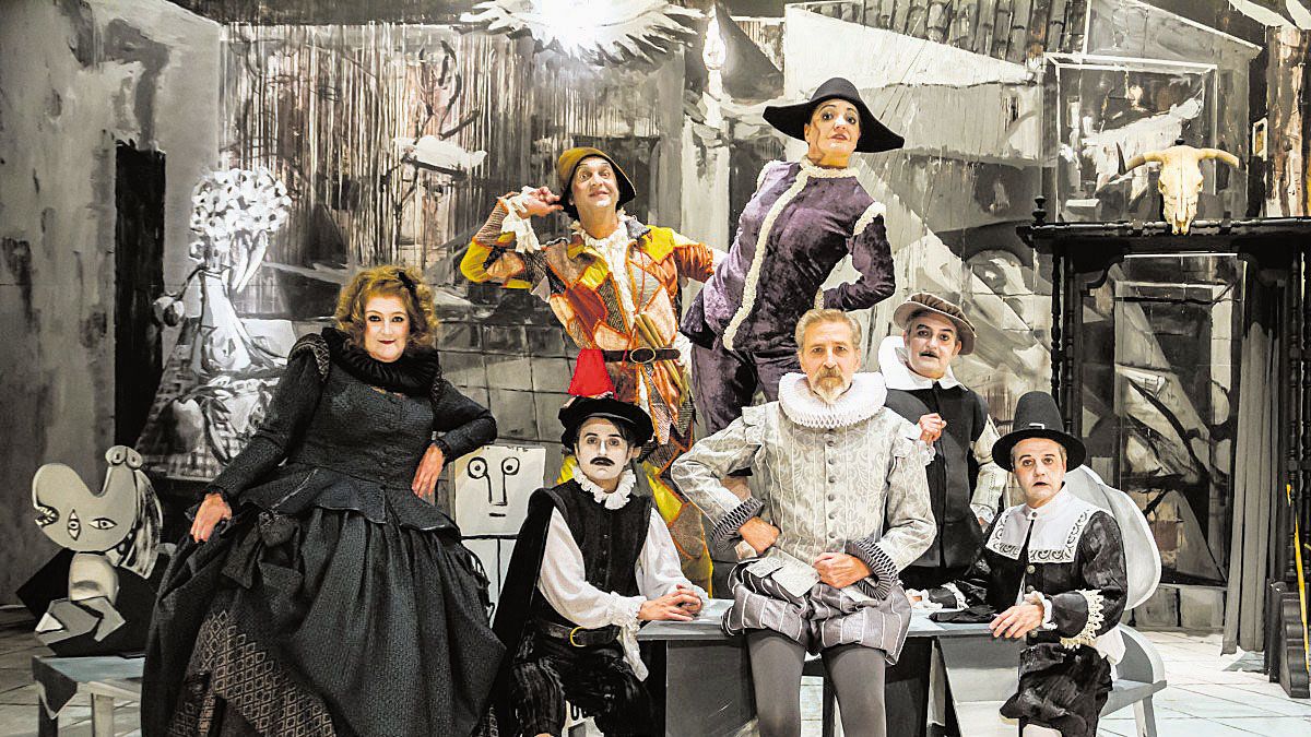 Los integrantes de la compañía Morfeo Teatro que este jueves acuden al Auditorio con una de las sátiras más emblemáticas de Cervantes. | L.N.C.