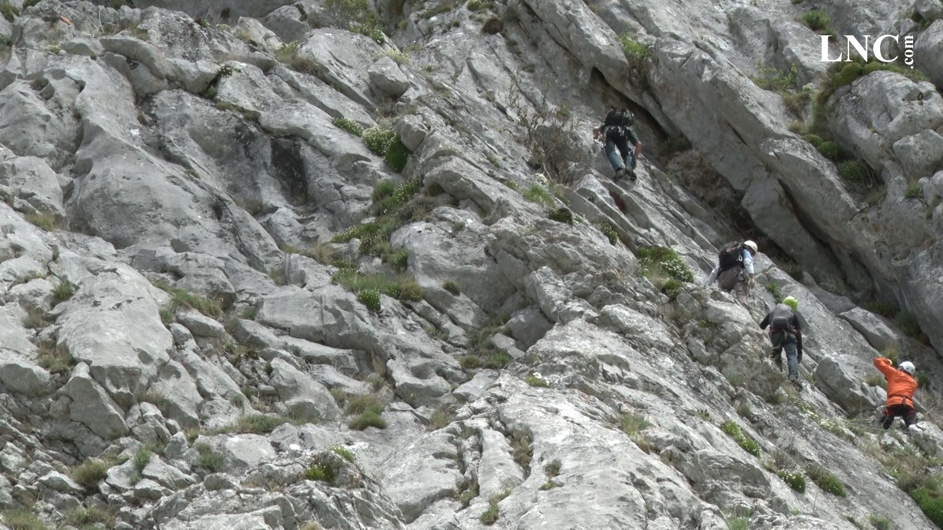 frame-19ferrata.jpg frame-19ferrata.jpg