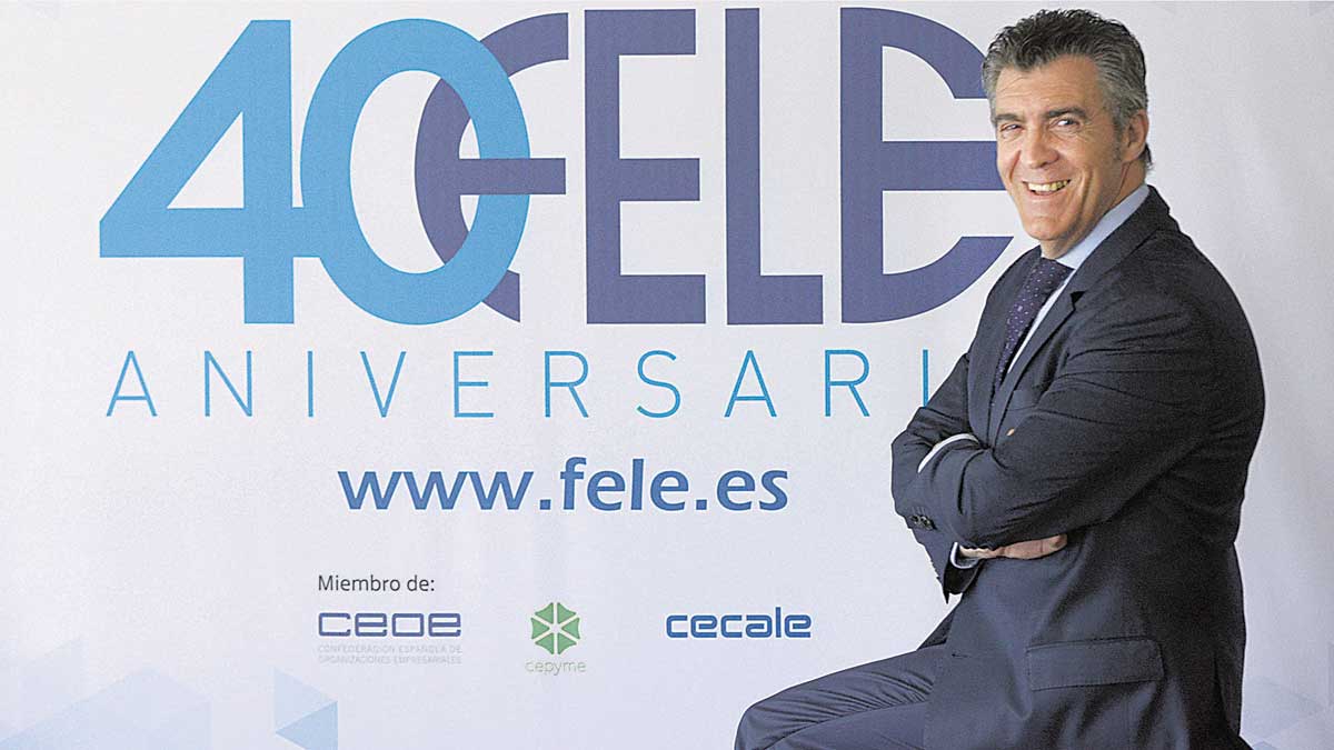 El presidente de la Federación Leonesa de Empresarios (Fele), Javier Cepedano, en la sala de juntas de la sede en la capital leonesa. | MAURICIO PEÑA