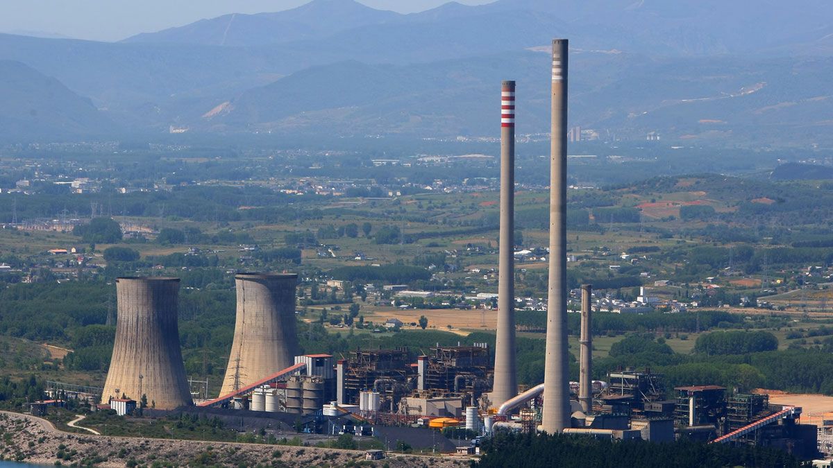 Imagen de la central térmica de Compostilla en Cubillos del Sil. | C. SÁNCHEZ (ICAL)