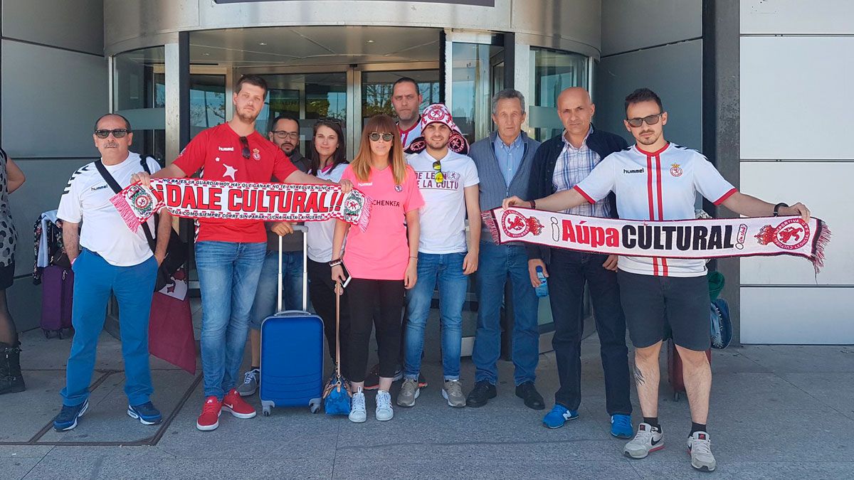 Aficionados culturalistas que pensaban viajar desde Valladolid. :: l.n.c.