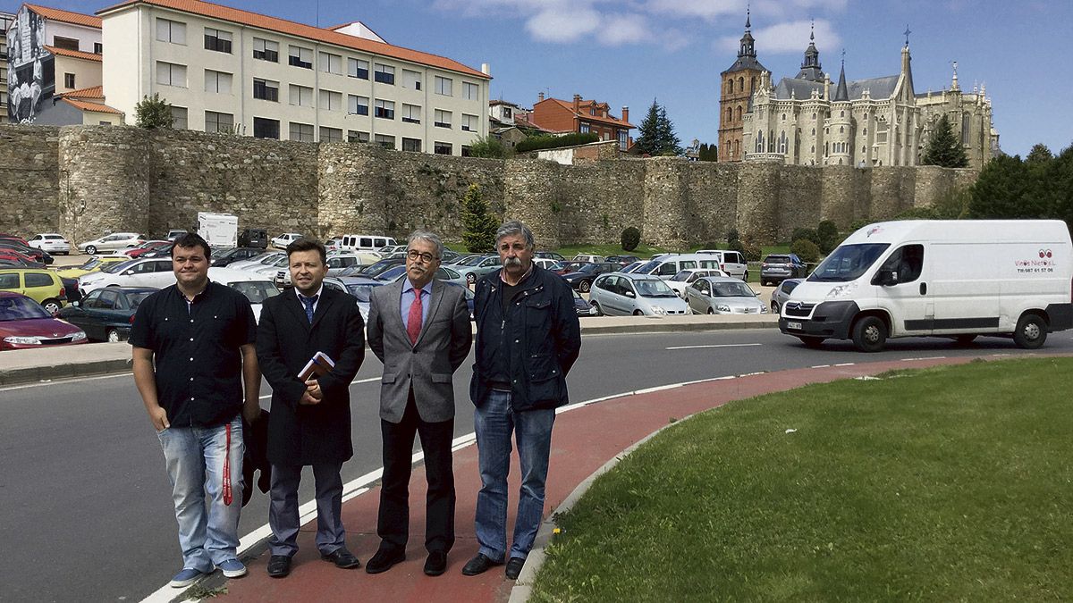 Un momento de la visita del presidente de la Federación a Astorga.