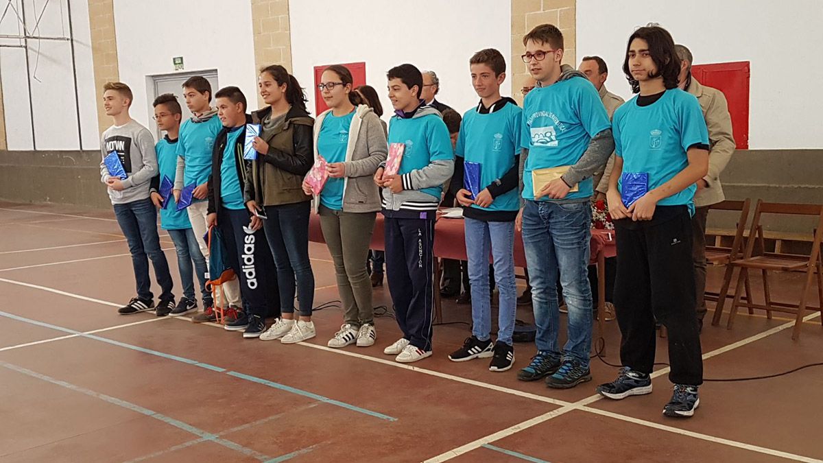 Participantes en la Olimpiada Matemática que tuvo lugar en el mes de abril en Mansilla de las Mulas. | L.N.C.