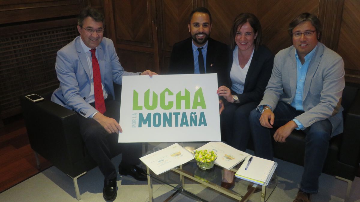 El presidente de la Diputación recibió a los organizadores del evento.