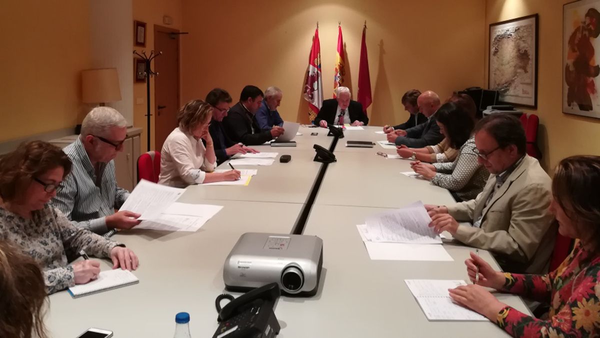 El Consejo Agrario de León analiza el seguimiento de los cultivos en la provincia.