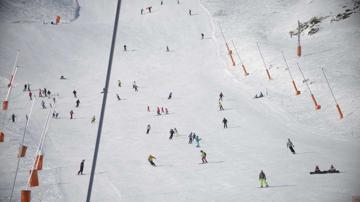 La estación de esquí de San Isidro registró cerca de 6.000 visitantes. | MAURICIO PEÑA