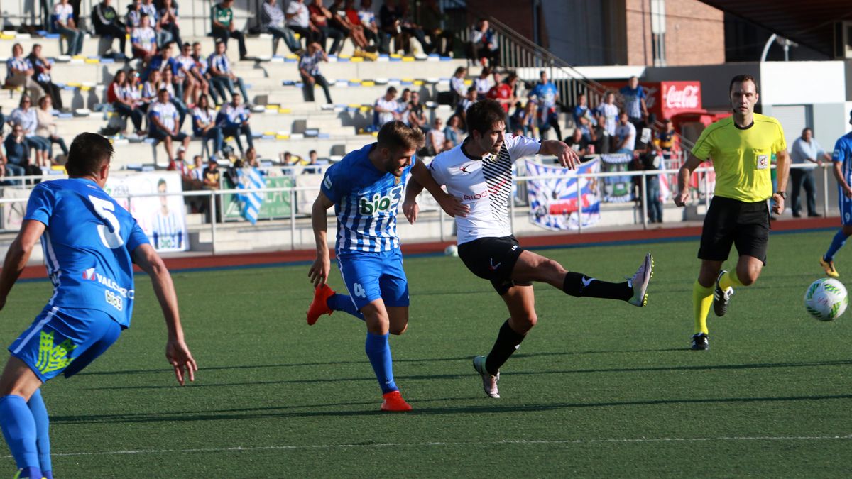 Goldar, en un partido con la Deportiva esta temporada.