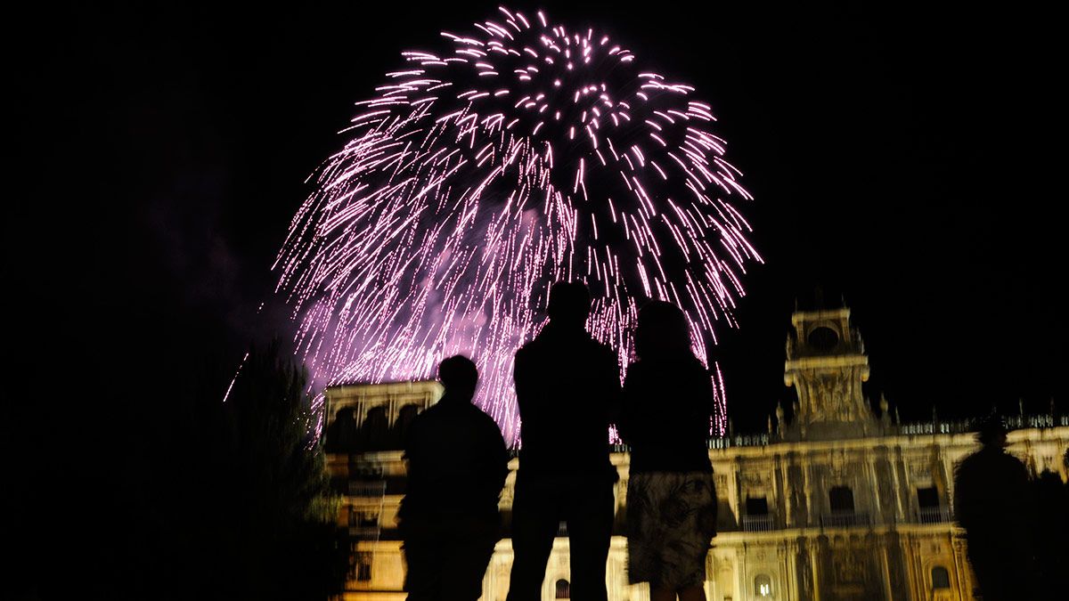 Fuegos artificiales en San Marcos. | MAURICIO PEÑA