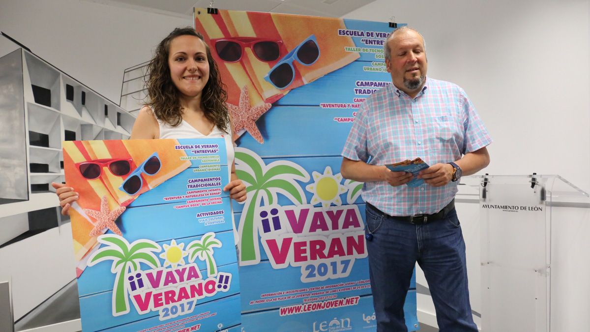 Marta Mejías presentó el programa de actividades juveniles ‘Vaya verano’. | CÉSAR